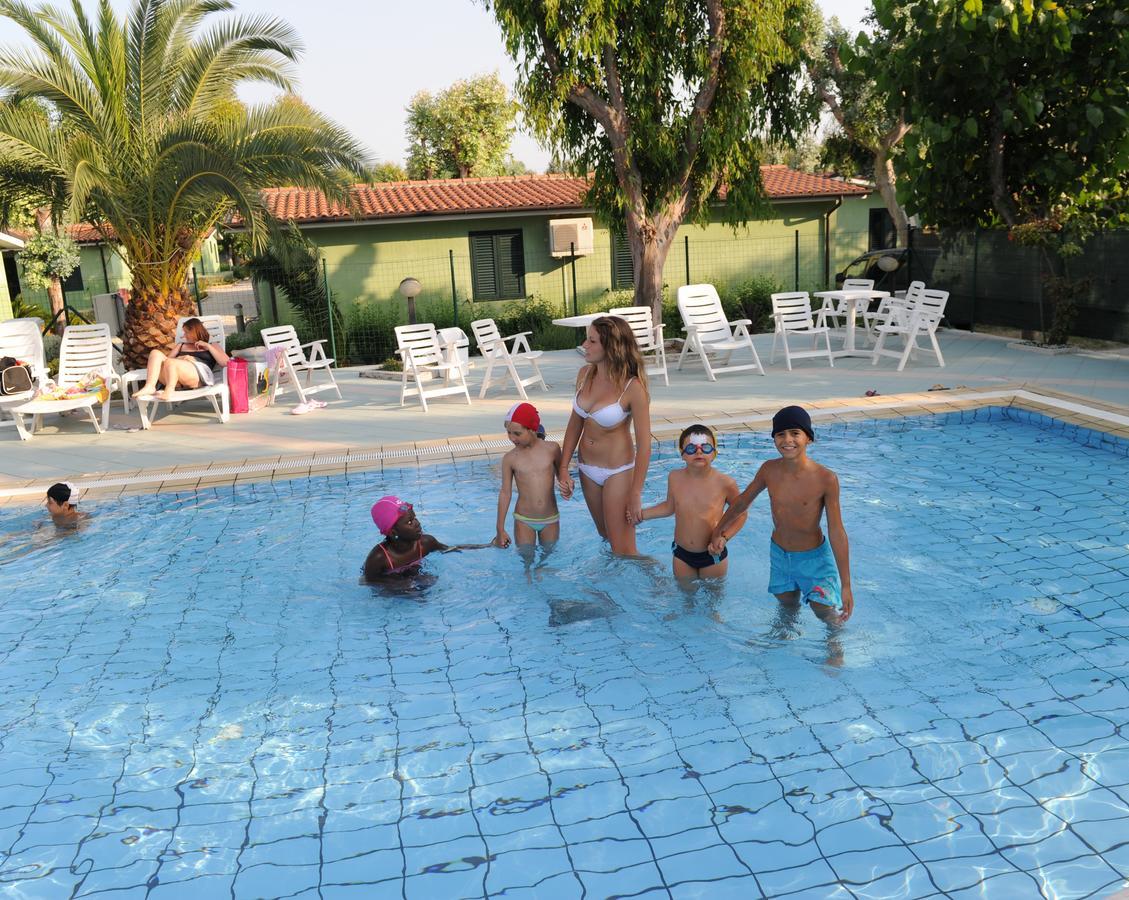 Camping & Village Eucaliptus Alba Adriatica Exterior foto